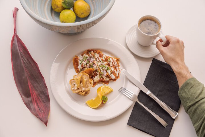 Breakfast/Coffee Service 254 of 270