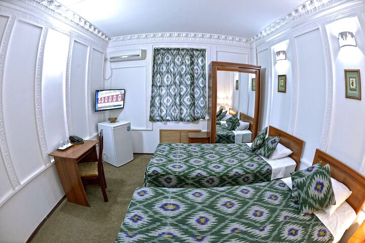 Room 2 of 23