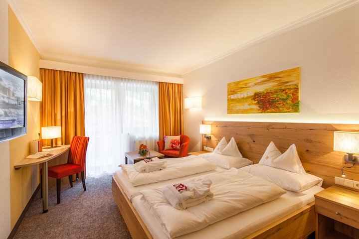 Room 5 of 42
