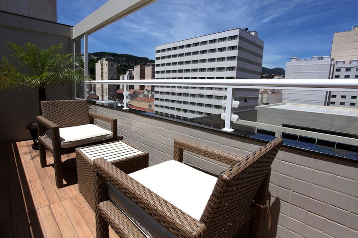 Pools & Facilities
