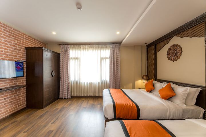 Room 44 of 67