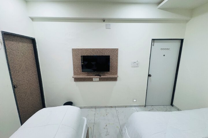 Room 7 of 21