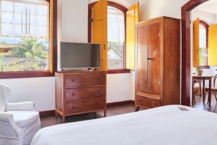 Room 15 of 53
