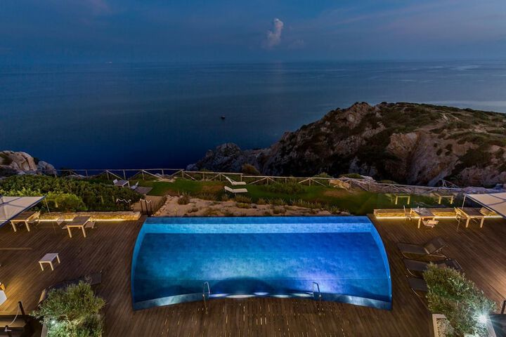 Pool 27 of 54