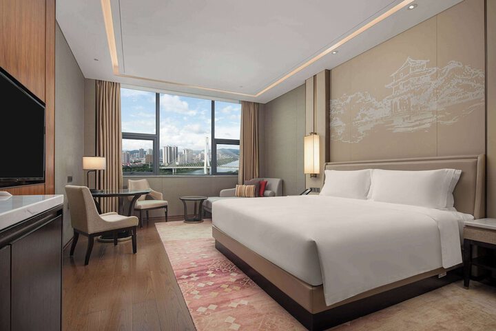 Room 3 of 26