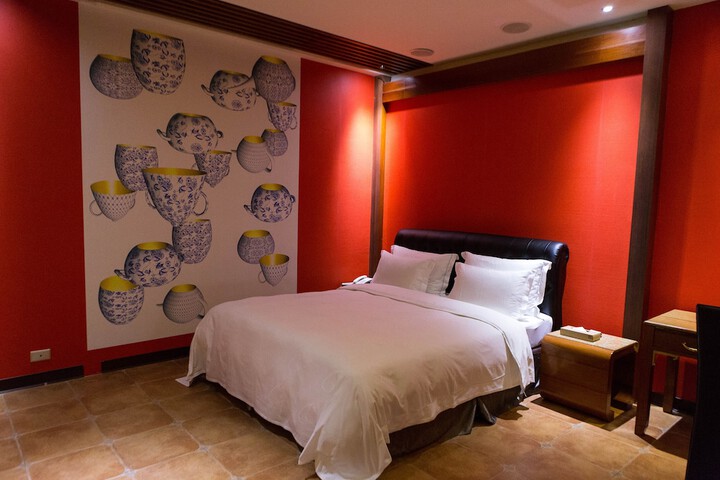 Room 26 of 62