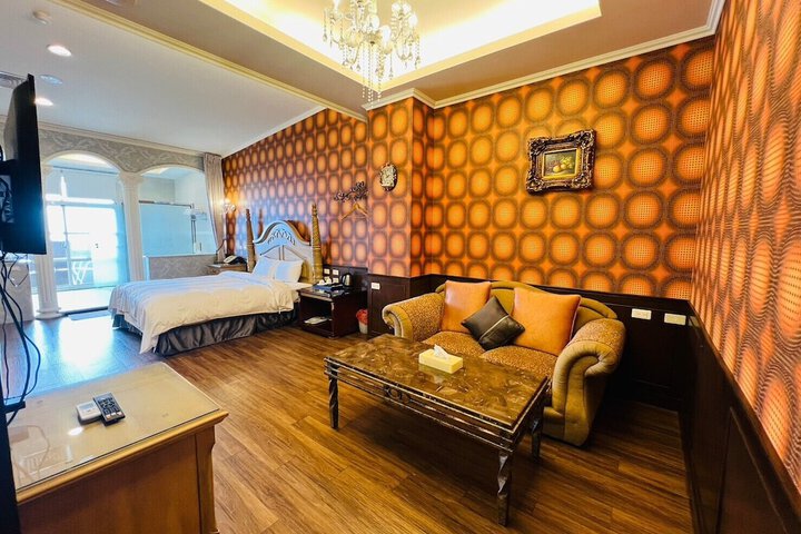 Room 27 of 67