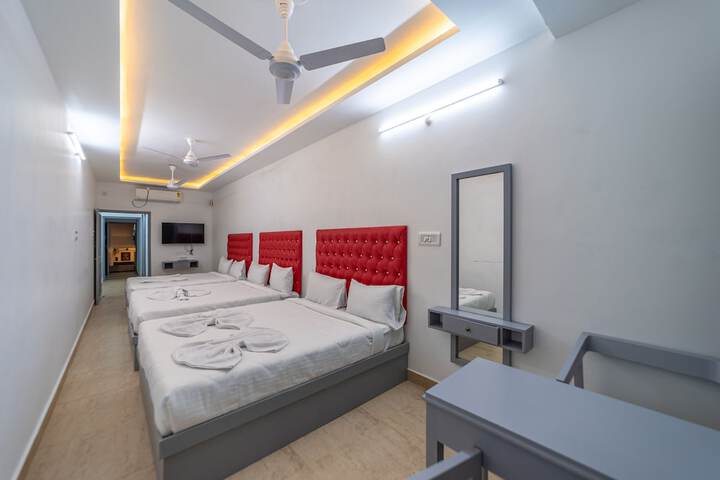 Room 6 of 39