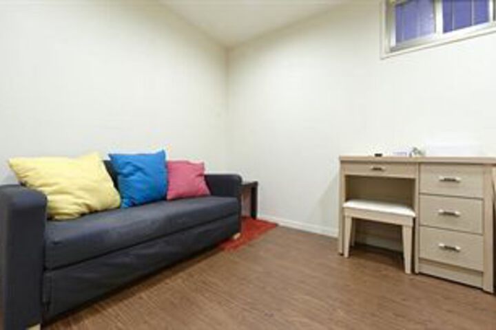 Room 15 of 21