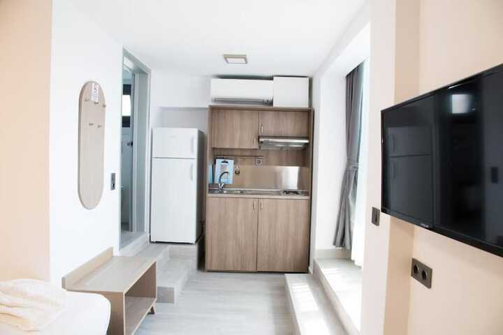 Room 17 of 52