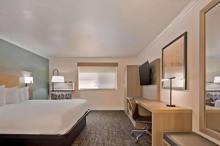Double Inner King Size Bed (3 of 3)