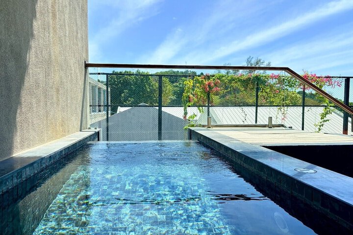 Room 49 of 156