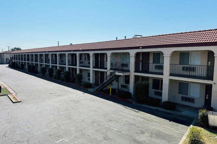 Casa Blanca Hotel - Azusa Los Angeles