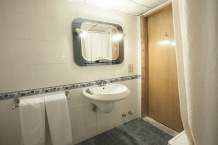 Room 5 of 21