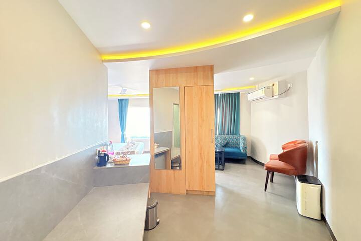 Room 49 of 154