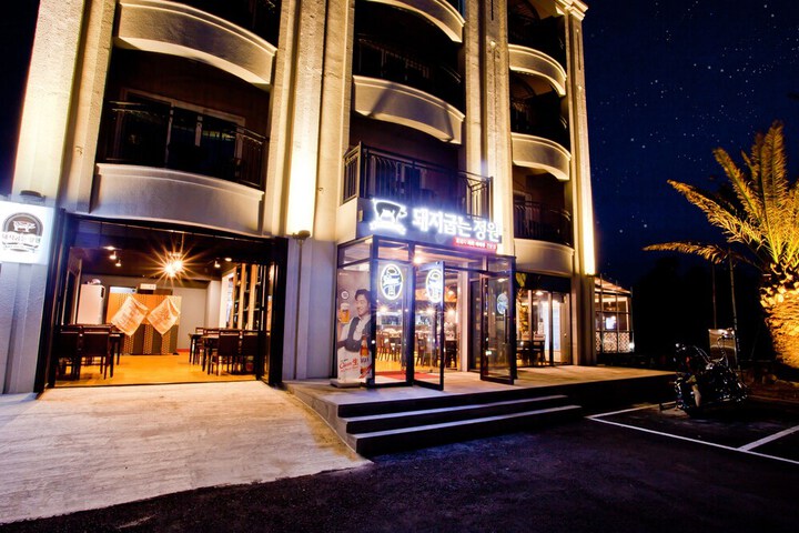 Restaurants