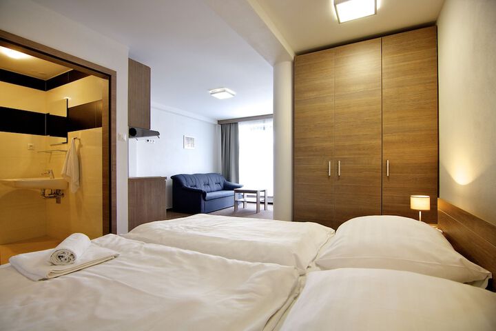Room 11 of 56