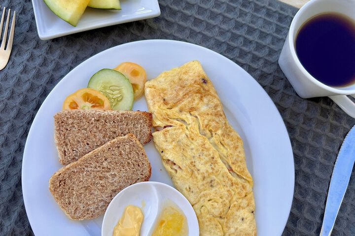 Breakfast/Coffee Service 20 of 24