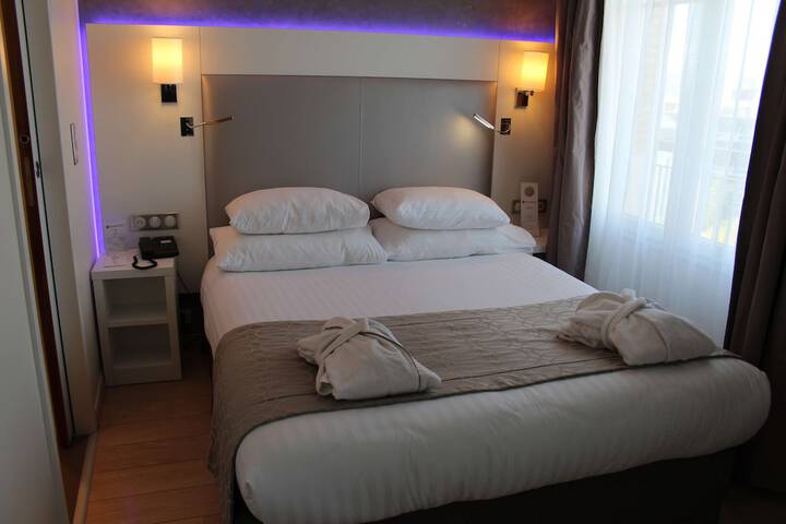 Room 54 of 84
