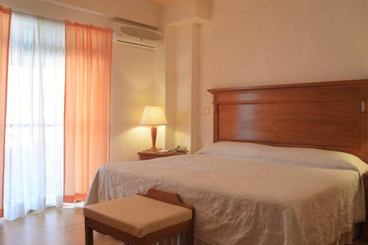 Room 2 of 15