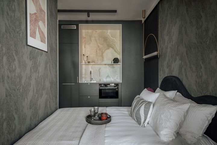 Room 185 of 298