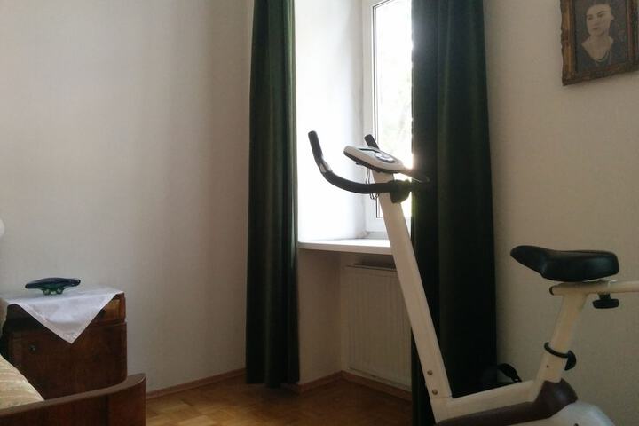 Room 30 of 108