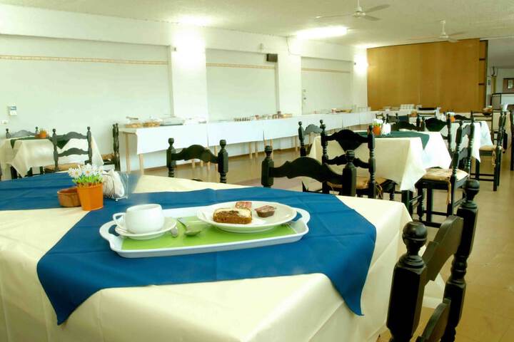 Breakfast/Coffee Service 13 of 22