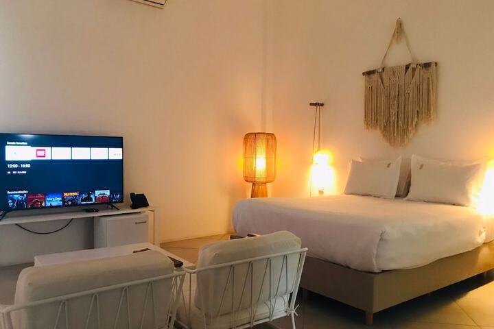 Room 27 of 64