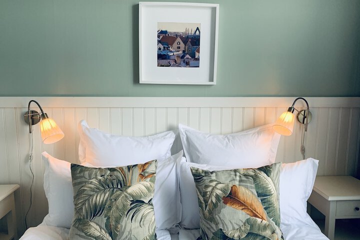 Room 4 of 60