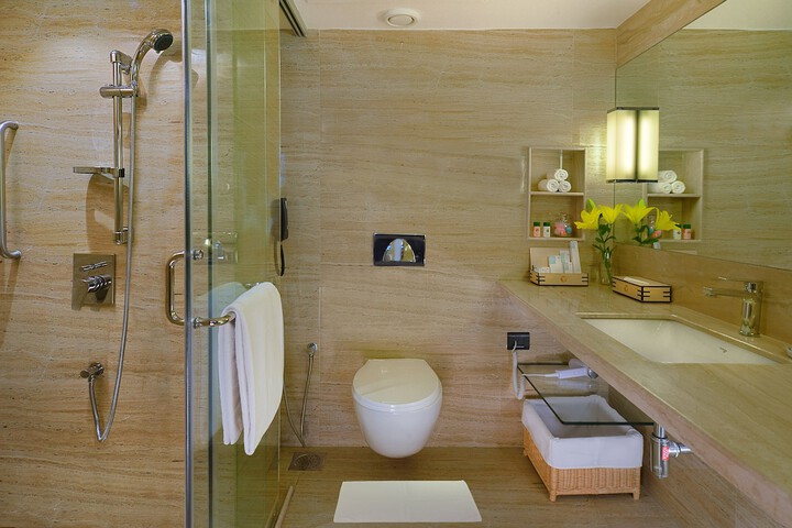 Room 12 of 31