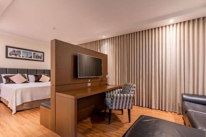 Room 16 of 45