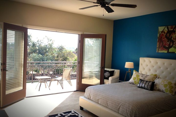 Room 4 of 82