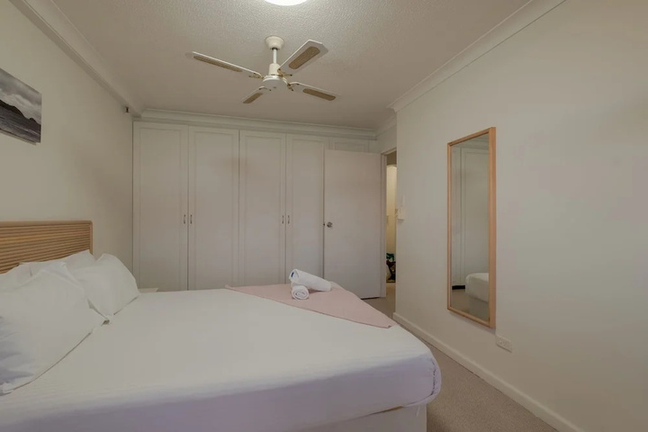 Room 2 of 26