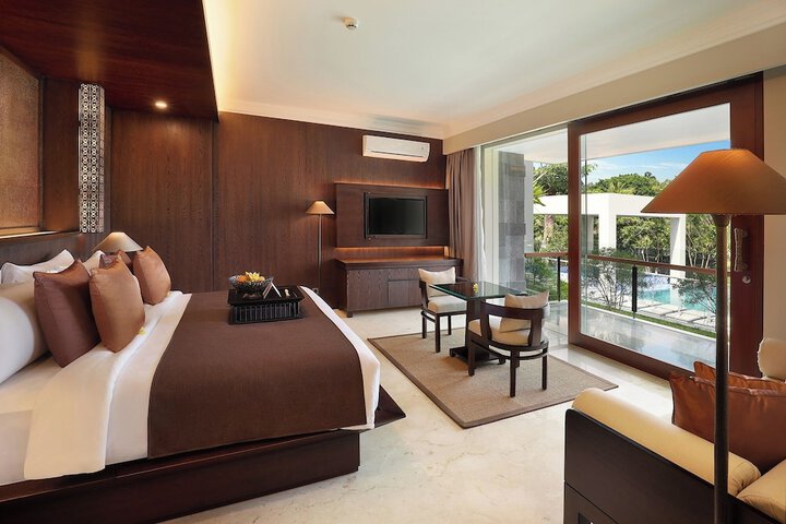 Room 8 of 49