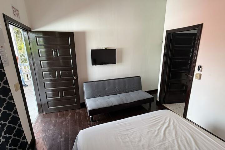 Room 7 of 41