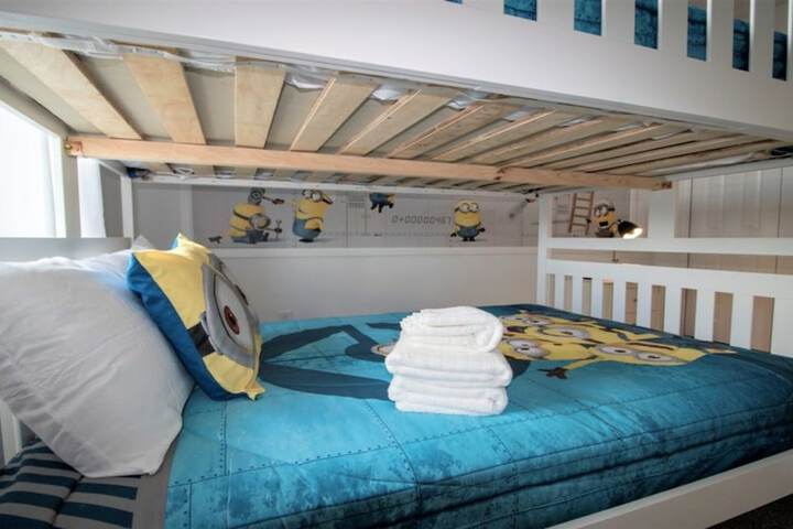 Room 10 of 53