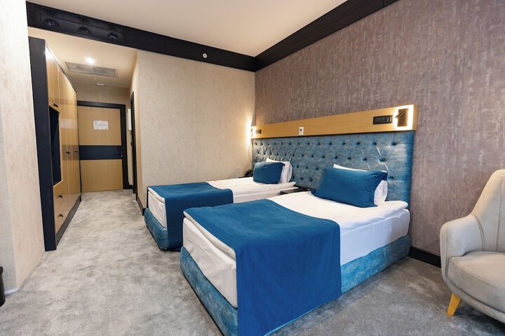 Room 7 of 21
