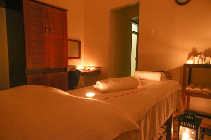 Room 25 of 53