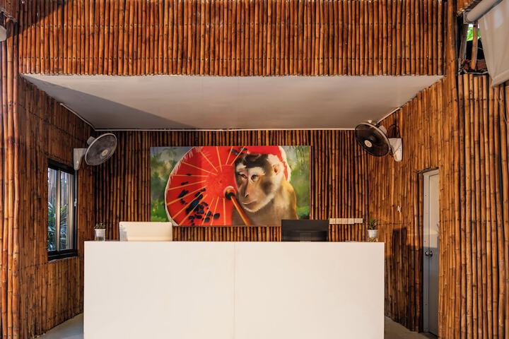 Hotel Lobby