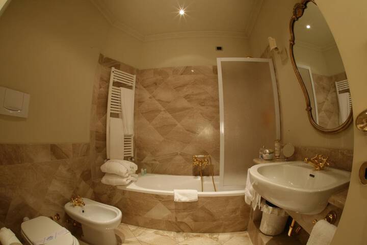 Room 20 of 56