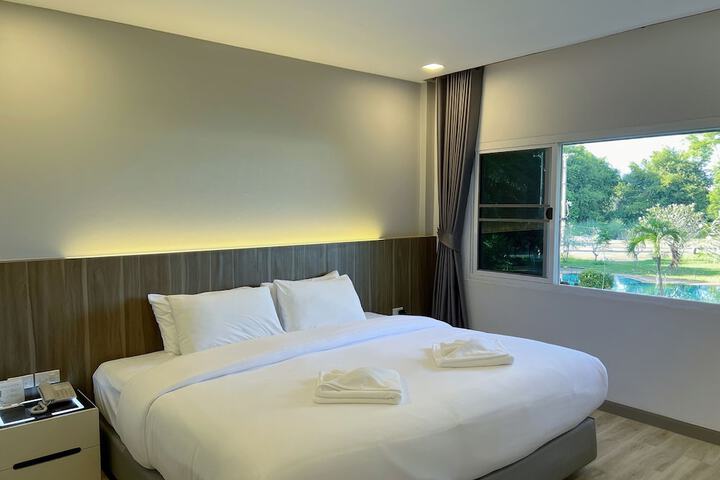 Room 3 of 23