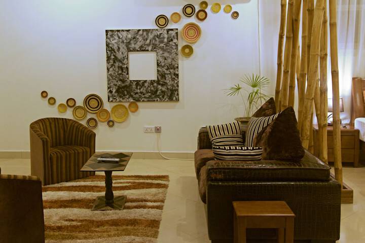 Room 3 of 4