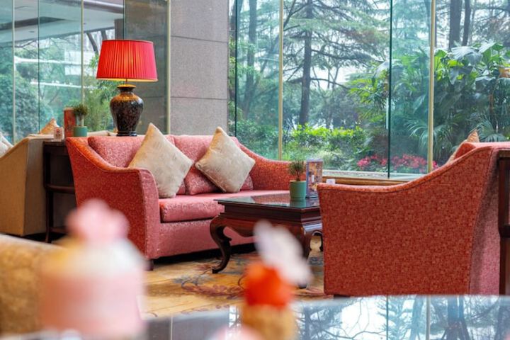 Hotel Lobby