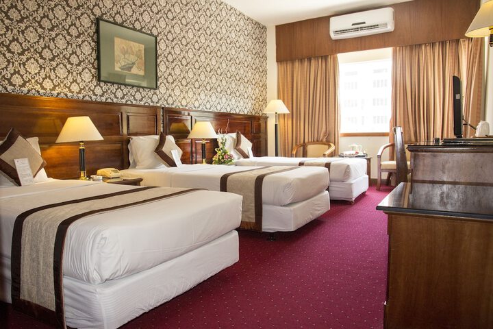 Room 7 of 29