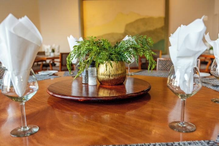 Dining 52 of 81