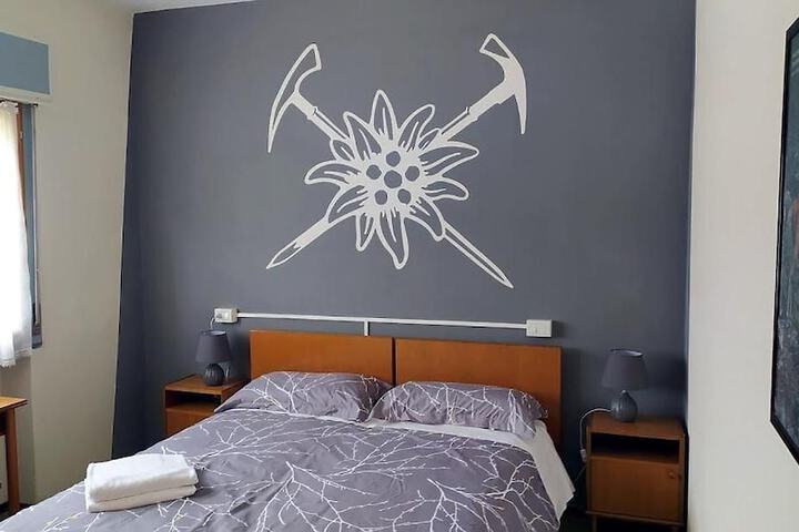 Room 18 of 46
