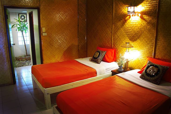 Room 8 of 39