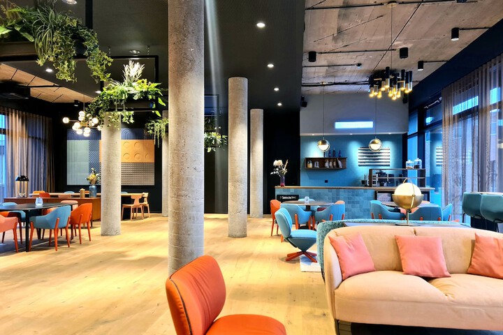 Hotel Interior 7 of 61