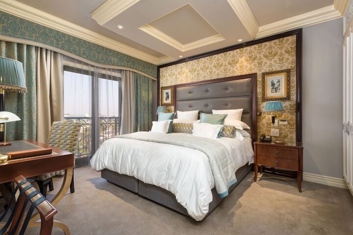 Room 10 of 95