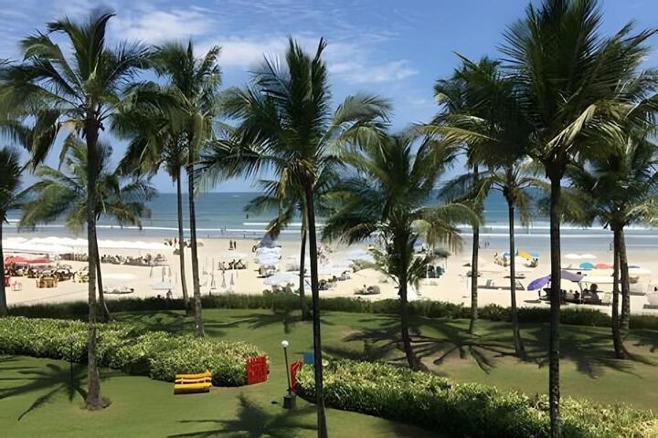 Beach 411 of 487